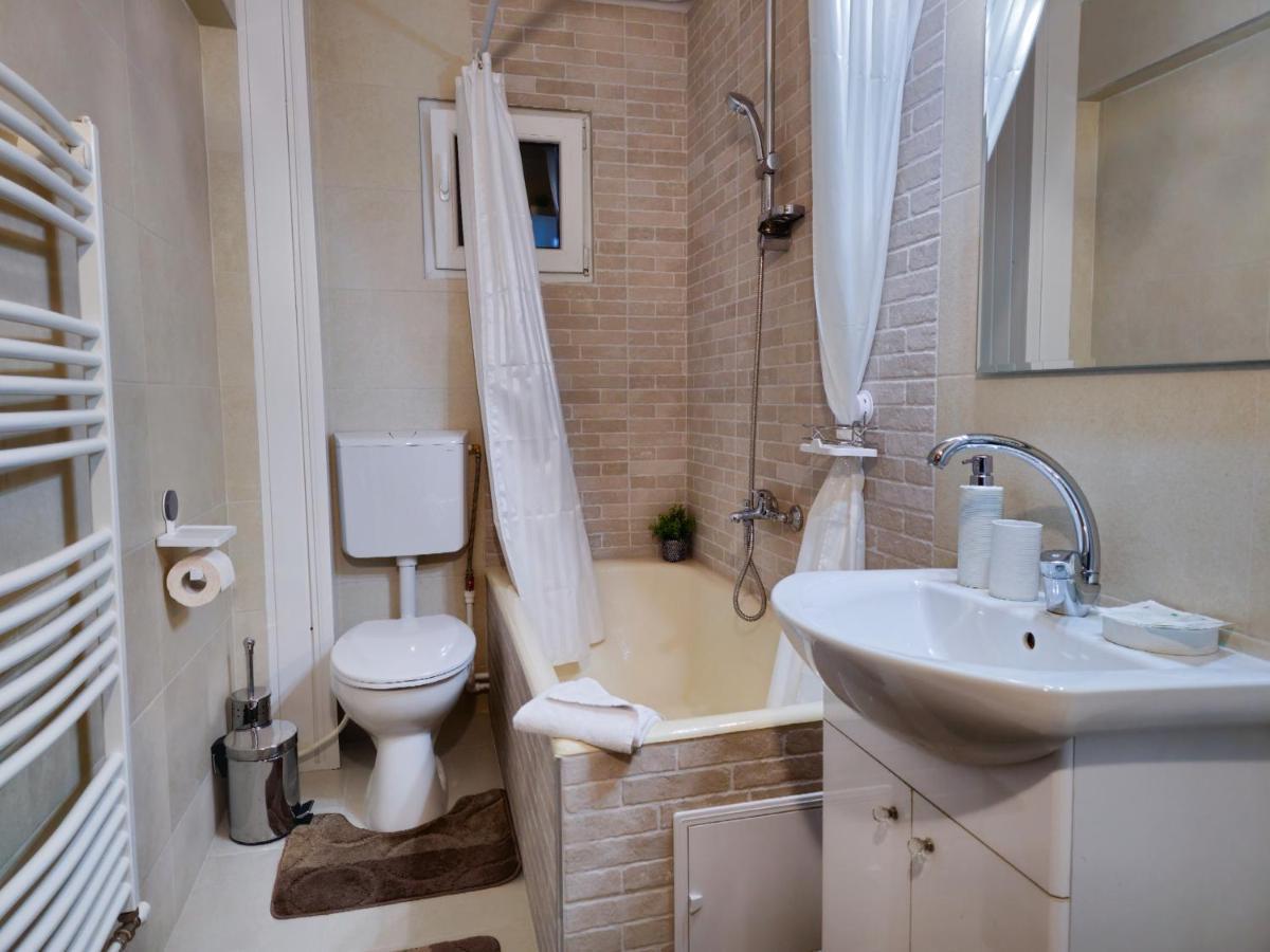 Central Park Apartment Turda Buitenkant foto
